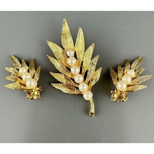 Vintage Leaf Brooch Earrings Set Gold Tone Faux Pearl Brushed Branch Leaves MCM
